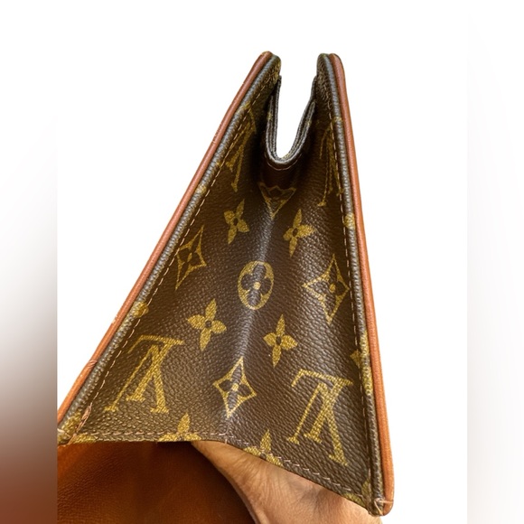 LOUIS VUITTON DAMME POCHETTE GM 🌟AUTHENTIC 🌟 - Picture 4 of 16